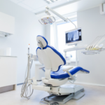 Características que debe tener una clínica dental y sus principales servicios